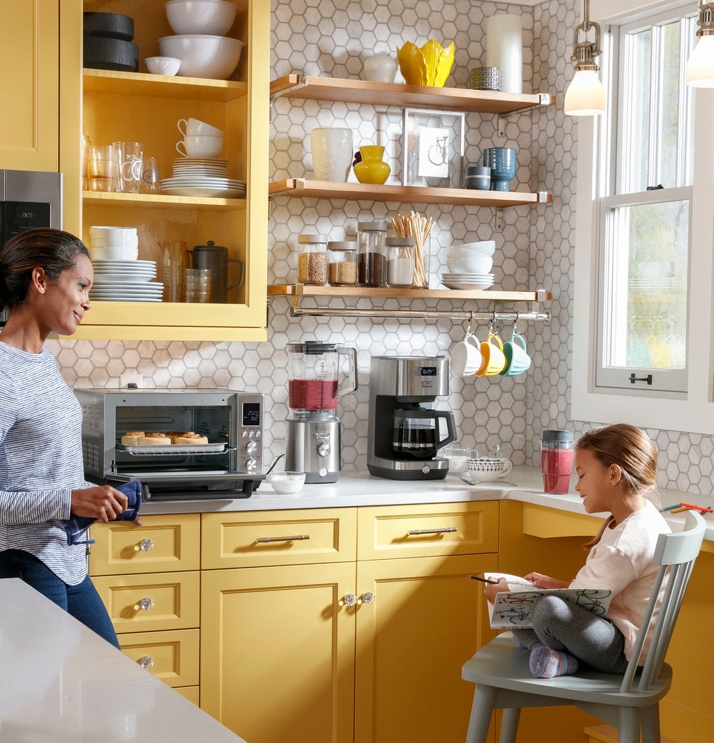 GE Calrod 6-Slice Convection Toaster Oven – with Bake, Broil & Toast Settings, Auto Shutoff, Stainless Steel, Large Capacity (0.88 cu ft), Quartz & Halogen Heating